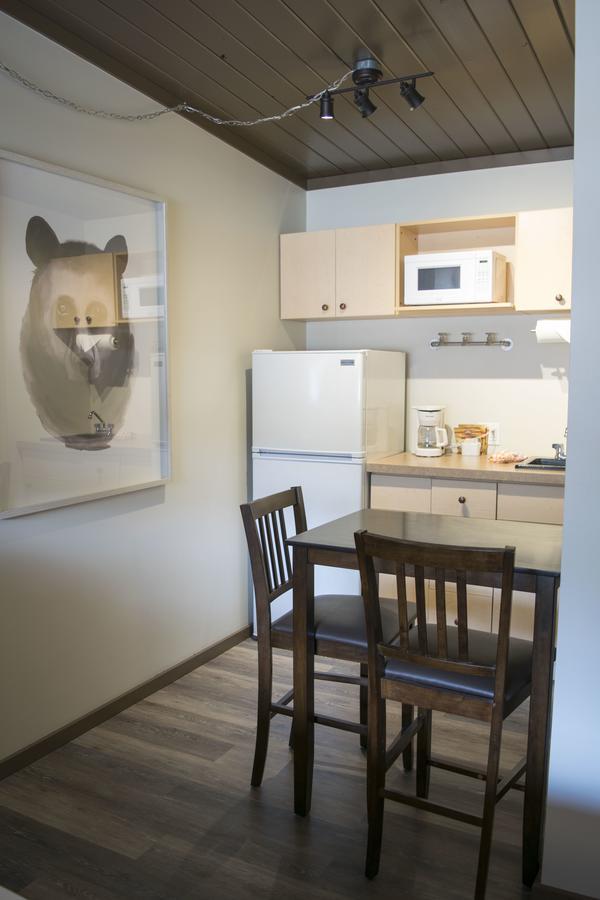 Yamnuska Suites Canmore Zewnętrze zdjęcie