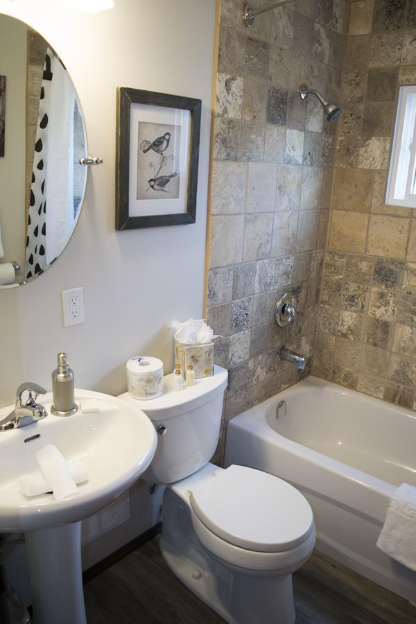 Yamnuska Suites Canmore Zewnętrze zdjęcie