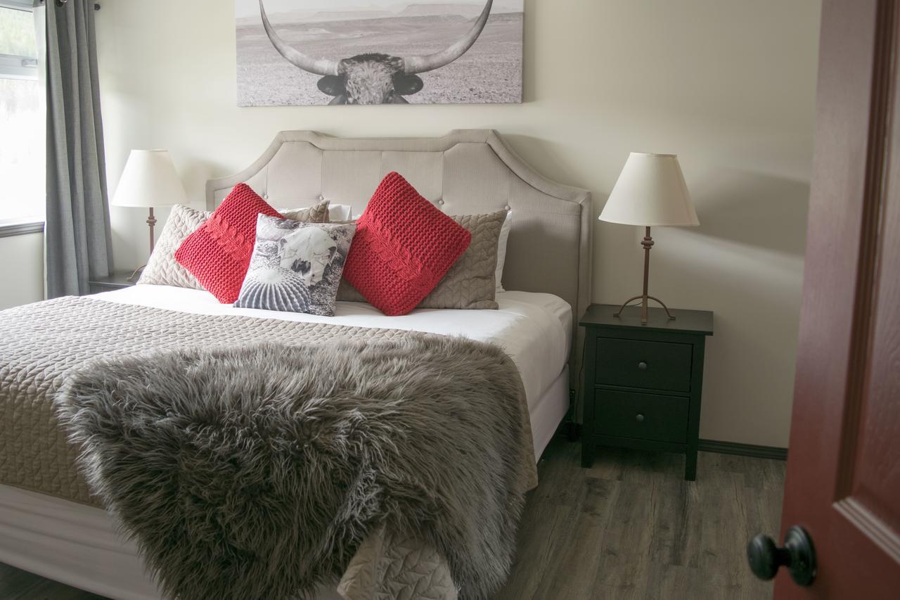 Yamnuska Suites Canmore Zewnętrze zdjęcie